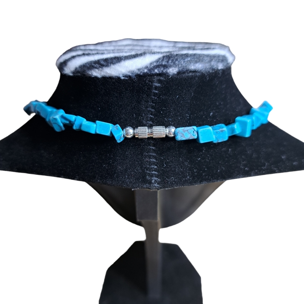 Handmade Women's Faux Blue Turquoise Silver Tone Necklace Size 9.5 Inches - Picture 4 of 10